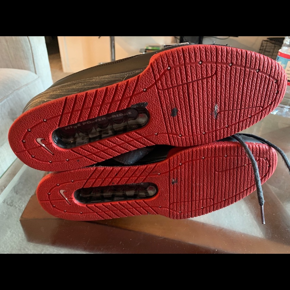 Romales squat shoes